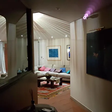 Acaladoro En Villa *